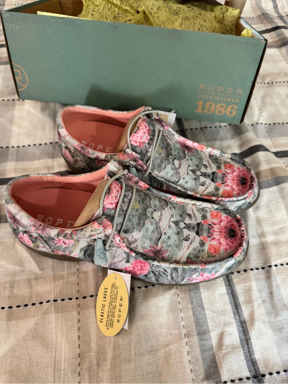 Roper Floral Print Slip-On Moccasins in Pink and Green